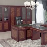 Manager Classic Desk Set